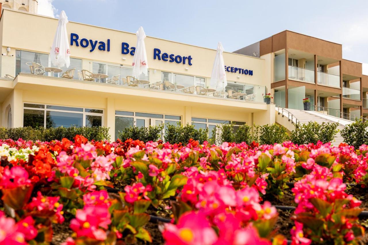 Royal Bay Resort Baltjik Exteriör bild